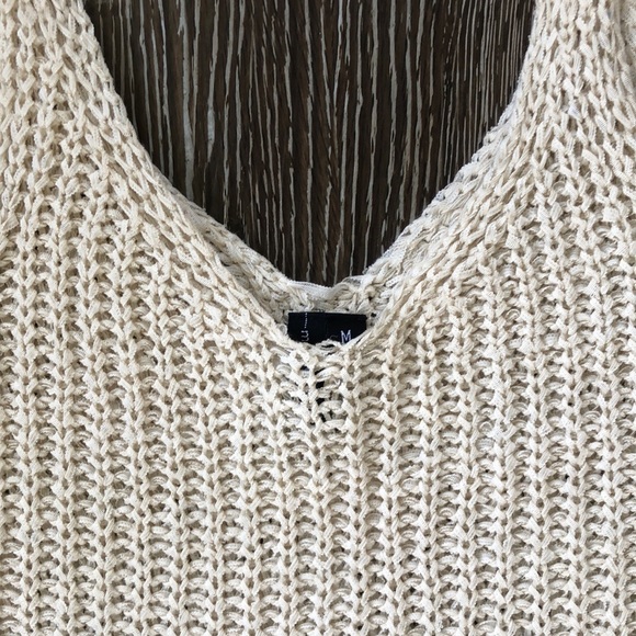 Moon&madison woven tank. - Picture 4 of 6